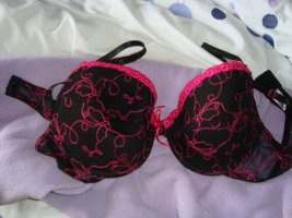 Emmas black & pink bra.JPG
