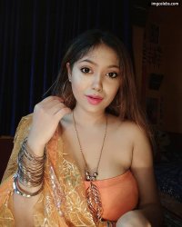 Instagram-Model-from-Kolkata-Lovely-Ghosh-Photos-and-Pictures-17.jpg