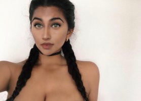 Desi aka Desixchick - Brunette Busty Big Hourglass Indian Beauty with a Crazy Curvy Body in a ...jpg