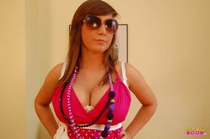Babe-Milena-with-Giant-Tits-8.jpg